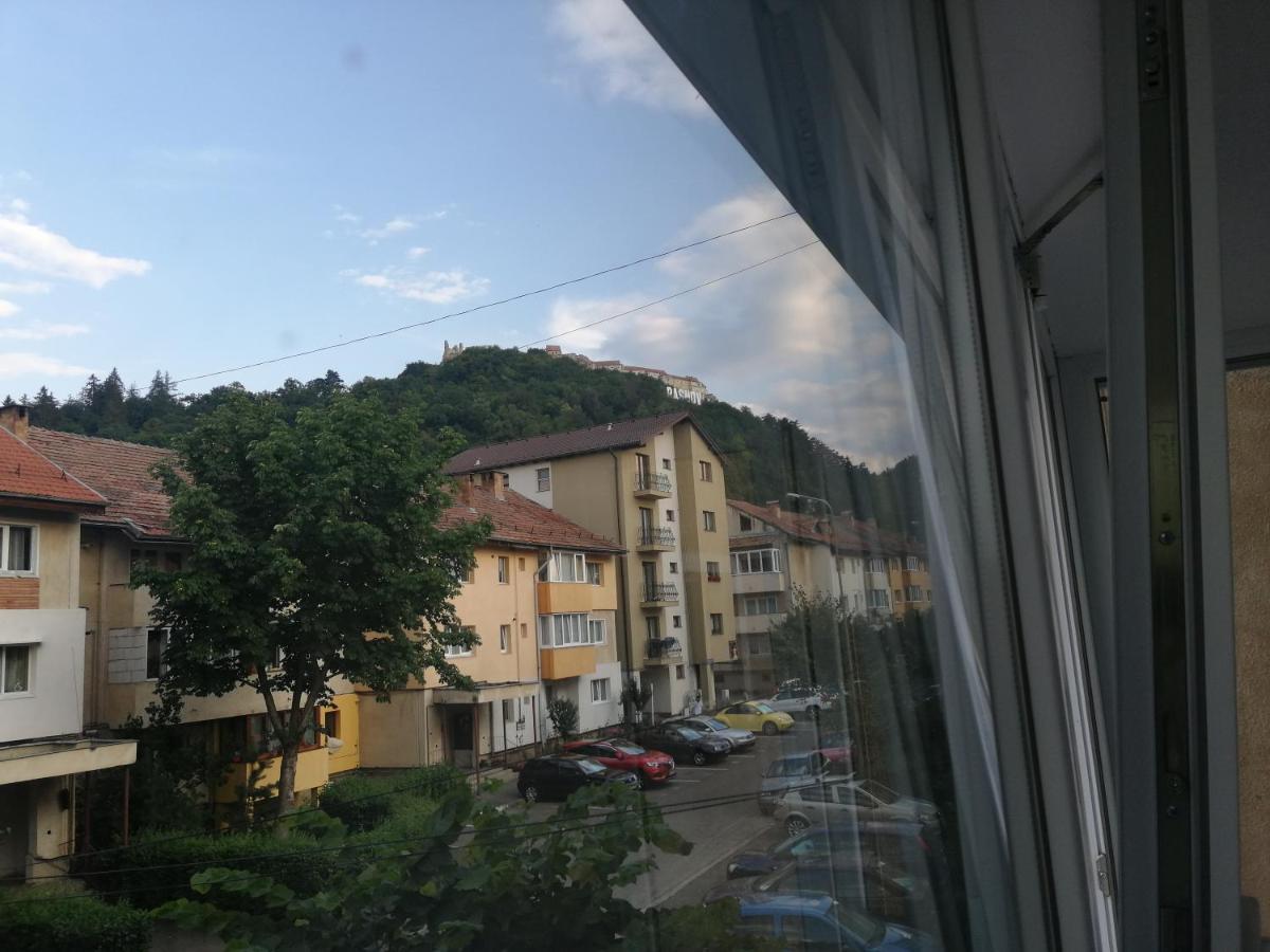 Rosenau Apartment Rîşnov Esterno foto