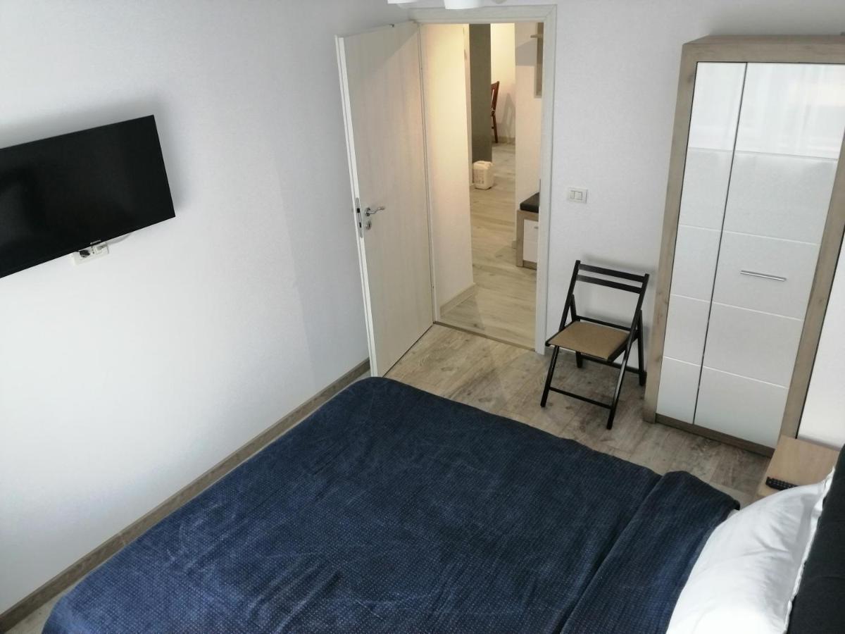 Rosenau Apartment Rîşnov Esterno foto