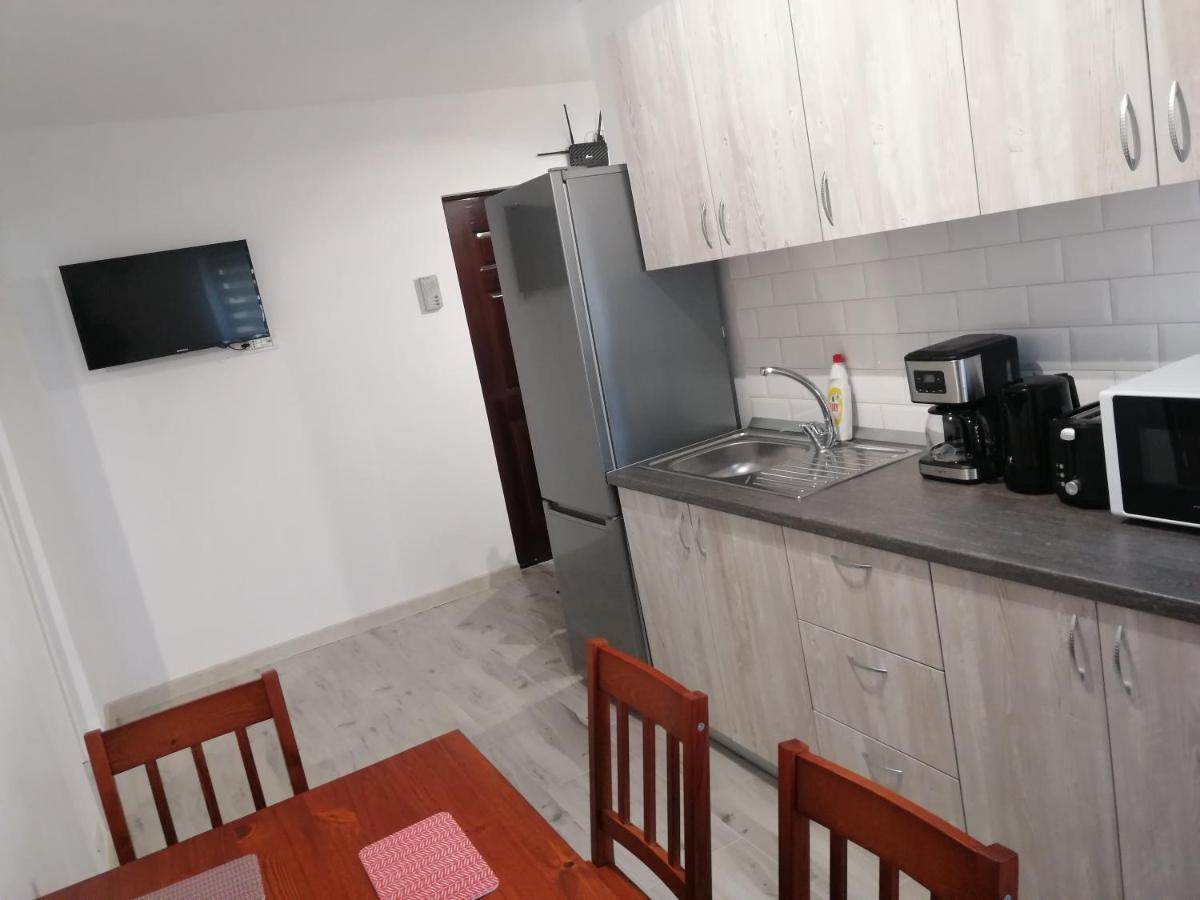 Rosenau Apartment Rîşnov Esterno foto